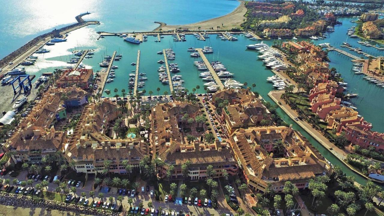 New & Modern Apartment - Marina, Sotogrande Exterior photo